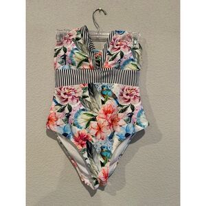 Cupshe Women's Size Medium Floral Tropical‎ One Piece Swimsuit Multicolor